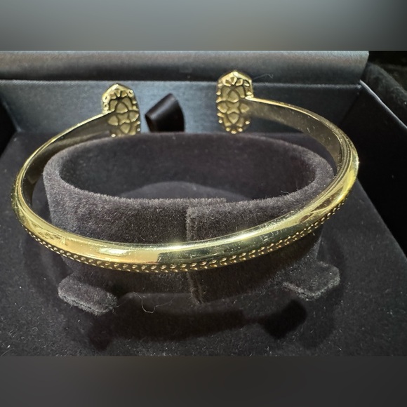 Kendra Scott Bracelet - Picture 3 of 4